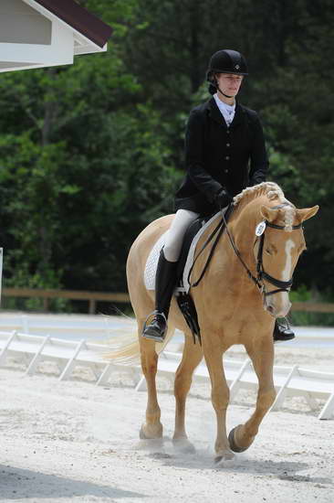 So8ths-5-4-12-Dressage-1395-JamieMiess-InTheZone-DDeRosaPhoto