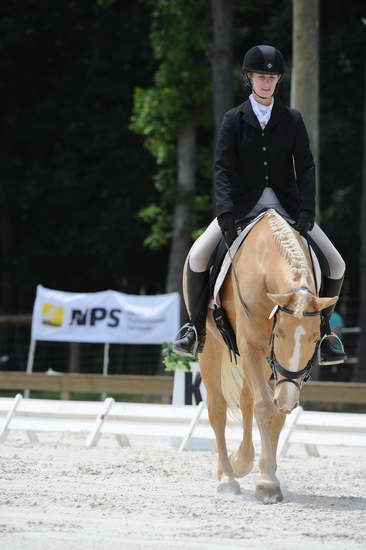 So8ths-5-4-12-Dressage-1410-JamieMiess-InTheZone-DDeRosaPhoto