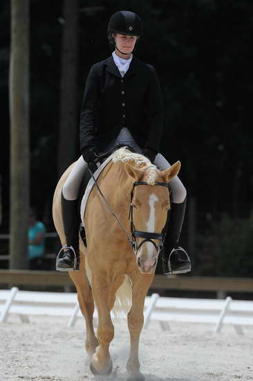 So8ths-5-4-12-Dressage-1411-JamieMiess-InTheZone-DDeRosaPhoto