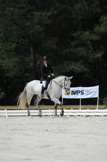 So8ths-5-4-12-Dressage-0896-ElliottBlackmon-TullyCrossPrescott-DDeRosaPhoto