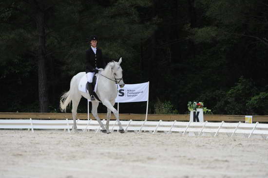 So8ths-5-4-12-Dressage-1004-ElizabethGoldstein-DaddysHatTrick-DDeRosaPhoto