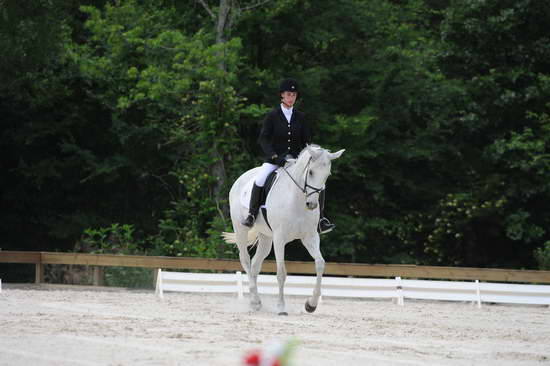 So8ths-5-4-12-Dressage-1014-ElizabethGoldstein-DaddysHatTrick-DDeRosaPhoto