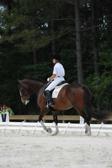 So8ths-5-4-12-Dressage-1059-KindellBillingsley-Keeneland-DDeRosaPhoto