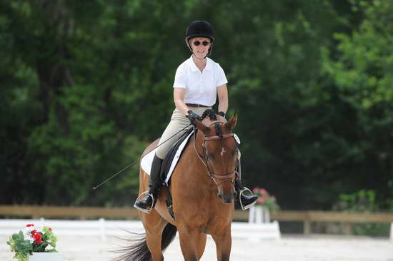 So8ths-5-4-12-Dressage-1097-BeckyBrown-TotallyBroke-DDeRosaPhoto