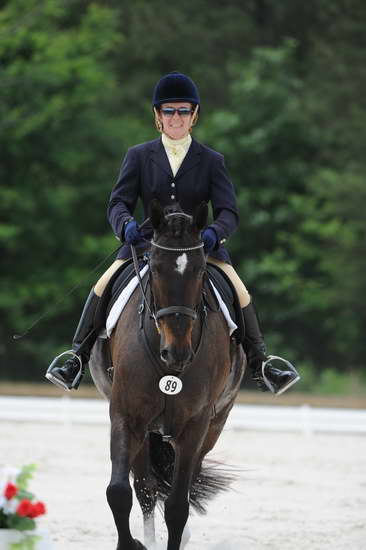 So8ths-5-4-12-Dressage-1122-SarahMorton-Womble-DDeRosaPhoto