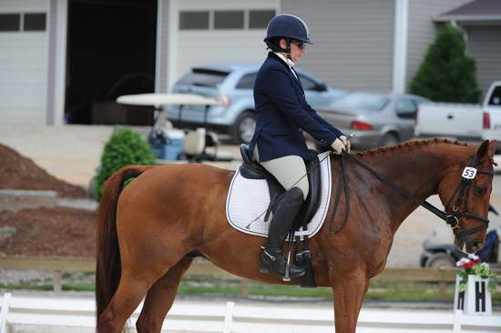 So8ths-5-4-12-Dressage-0421-KerryTracey-BourbonGingerbear-DDeRosaPhoto