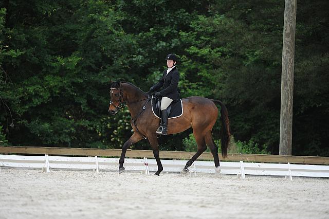 So8ths-5-4-12-Dressage-0651-GwenKriskie-Barney-DDeRosaPhoto