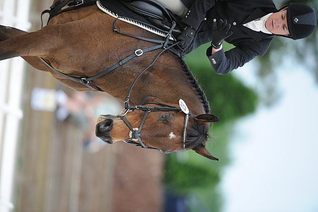 So8ths-5-4-12-Dressage-0661-GwenKriskie-Barney-DDeRosaPhoto