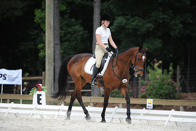 So8ths-5-4-12-Dressage-0680-AllieKeresman-MysticDora-DDeRosaPhoto