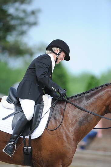 So8ths-5-4-12-Dressage-0758-HeidiBeaumont-SouthBoundary-DDeRosaPhoto