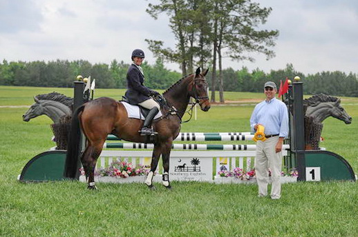 So8ths-5-6-12-SJDay-4091-LindsayStaianoWilliams-TriumphII-3rd-DDeRosaPhoto