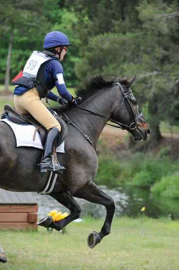 So8ths-5-5-12-XCDay-3425-SarahMorton-Womble-DDeRosaPhoto