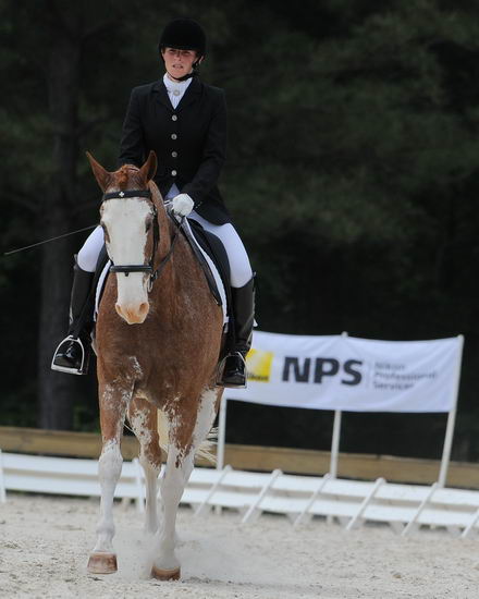 So8ths-5-4-12-Dressage-1030-BrianaTimmerman-ASplashofHenry-DDeRosaPhoto