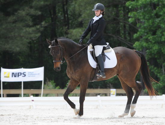 So8ths-5-4-12-Dressage-1294-SydneyParks-RunninAMuck-DDeRosaPhoto