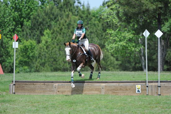 So8ths-5-5-12-XCDay-3204-BrianaTimmerman-ASplashofHenry-DDeRosaPhoto