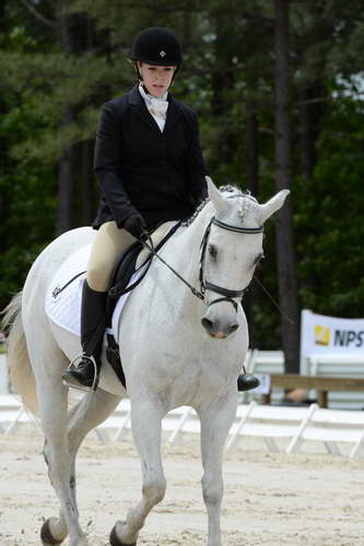 So8ths-5-3-13-Dressage-5682-Kaitlyferrell-BeyondTheLimits-DDeRosaPhoto