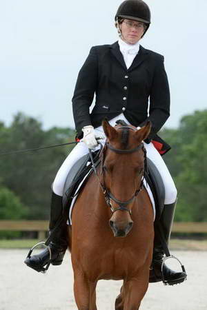 So8ths-5-3-13-Dressage-4911-KathyViele-Matariki-DDeRosaPhoto