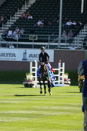 Spruce-Meadows2-9-4-13-2672-KentFarrington-AkitaCup-DDeRosaPhoto