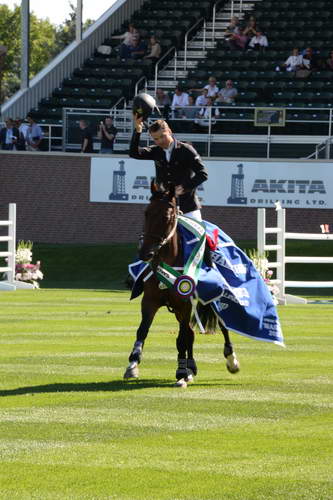 Spruce-Meadows2-9-4-13-2677-KentFarrington-AkitaCup-DDeRosaPhoto