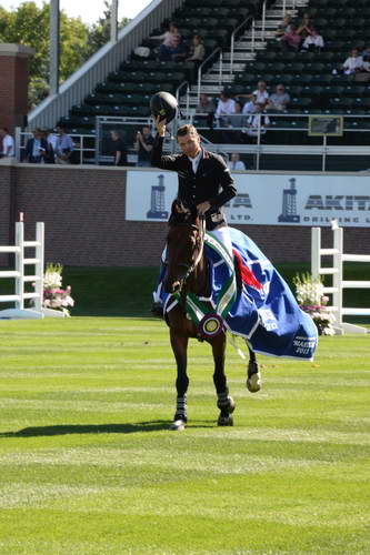 Spruce-Meadows2-9-4-13-2678-KentFarrington-AkitaCup-DDeRosaPhoto