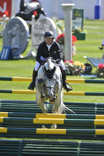 Spruce-Meadows-9-4-13-6186-KentFarrington-Uceko-USA-DDeRosaPhoto