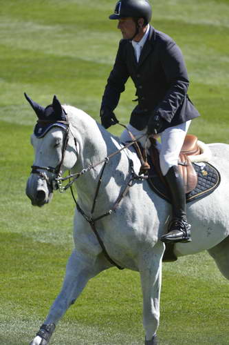 Spruce-Meadows-9-4-13-6744-GuyWilliams-DepardieuVanTKiezelhof-GBR-DDeRosaPhoto