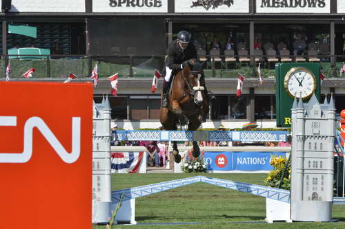 Spruce-Meadows-9-8-13-2830-RobertSmith-Voila-GBR-DDeRosaPhoto