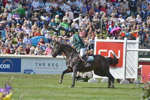 Spruce-Meadows-9-8-13-3347-ShaneBreen-Balloon-IRL-DDeRosaPhoto