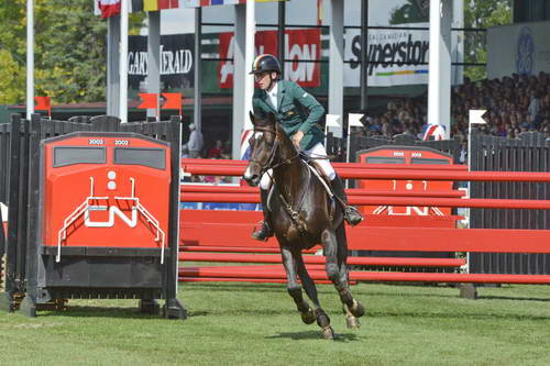 Spruce-Meadows-9-8-13-3355-ShaneBreen-Balloon-IRL-DDeRosaPhoto