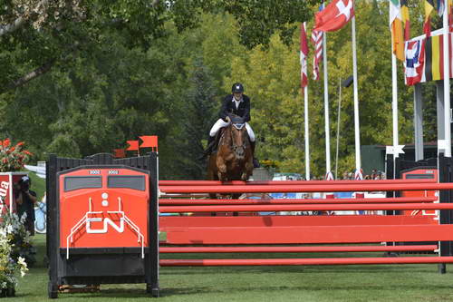 Spruce-Meadows-9-8-13-3576-PieterDevos-Candy-BEL-DDeRosaPhoto