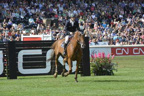 Spruce-Meadows-9-8-13-3588-PieterDevos-Candy-BEL-DDeRosaPhoto