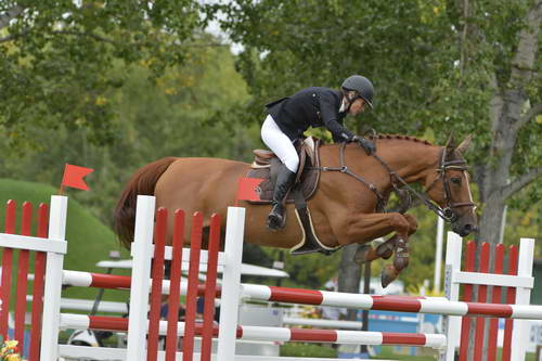 Spruce-Meadows-9-5-13-9141-EugenieAngot-PirateAdalou-FRA-DDeRosaPhoto