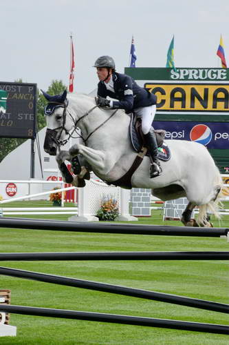 Spruce-Meadows2-9-5-13-2983-BenMaher-Cella-GBR-DDeRosaPhoto