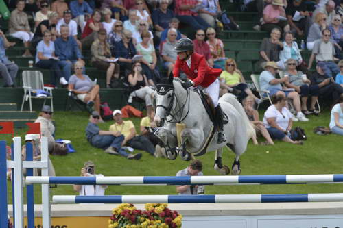 Spruce-Meadows-9-5-13-9276-PenelopeLeprevost-DameBlancheVanArenberg-FRA-DDeRosaPhoto