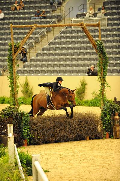 USHJA-Derby-8-20-10-DER_7624-QRnd1-Lavasco-PaigeBrodbeck-DDeRosaPhoto.jpg