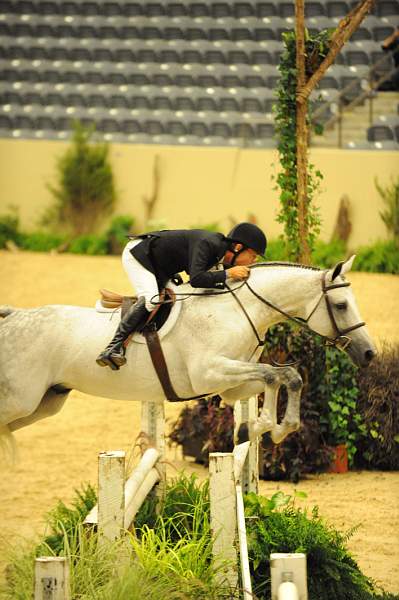 USHJA-Derby-8-20-10-DER_8323-QRnd1-C.Quito-JohnFrench-DDeRosaPhoto.jpg