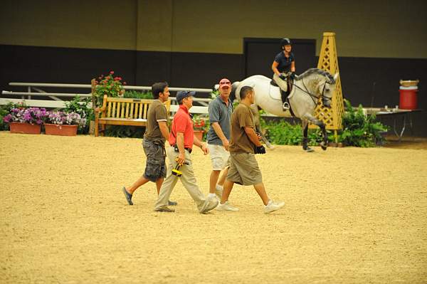 USHJA-Derby-8-19-10-Schooling-DER_6742-DDeRosaPhoto.jpg