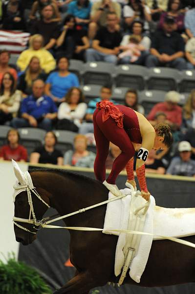 WEG3-10-7-10-Vaulting-5933-DDeRosaPhoto.jpg