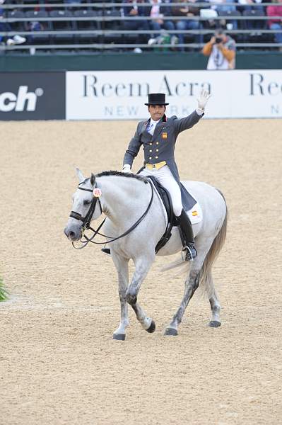 WEG1-9-28-10-DressageGP-5758-DDeRosaPhoto.jpg