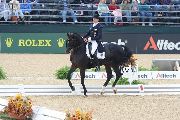 WEG1-9-28-10-DressageGP-5804-DDeRosaPhoto.jpg