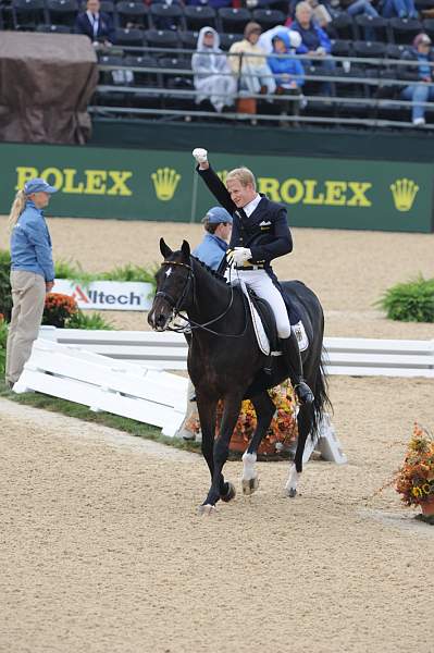 WEG1-9-28-10-DressageGP-5824-DDeRosaPhoto.jpg