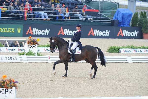 WEG1-9-28-10-DressageGP-5880-DDeRosaPhoto.jpg