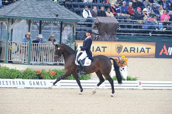 WEG1-9-28-10-DressageGP-5885-DDeRosaPhoto.jpg