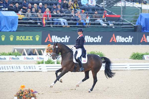 WEG1-9-28-10-DressageGP-5892-DDeRosaPhoto.jpg