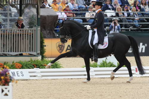 WEG1-9-28-10-DressageGP-6505-EdwardGal-MoorlandsTotilas-DDeRosaPhoto.jpg