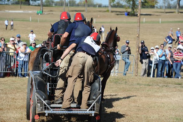 WEG4-10-9-10-DR-Marathon-0730-ChesterWeber-DDeRosaPhoto.jpg