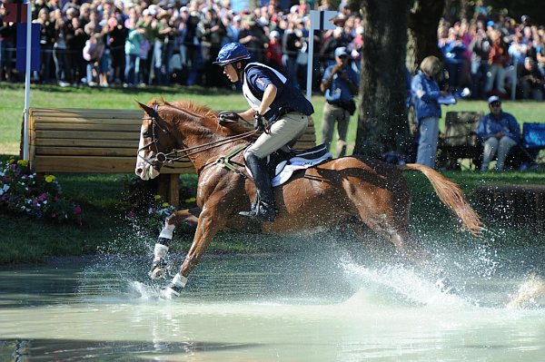 WEG2-10-2-10-EV-XX-3143-NevilleBardos-BoydMartin-DDeRosaPhoto.jpg