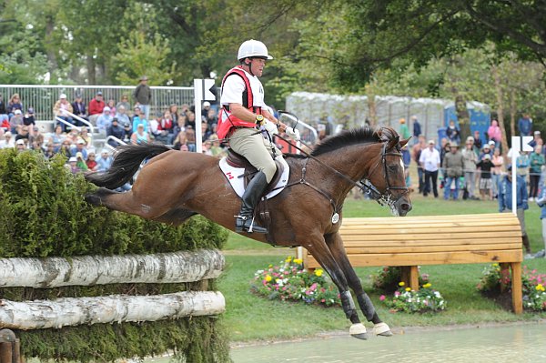 WEG2-10-2-10-EV-XX-6006-MadisonPark-KyleCarter-DDeRosaPhoto.jpg