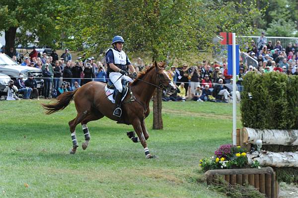 WEG2-10-2-10-EV-XX-5872-Woodburn-PhillipDutton-DDeRosaPhoto.jpg