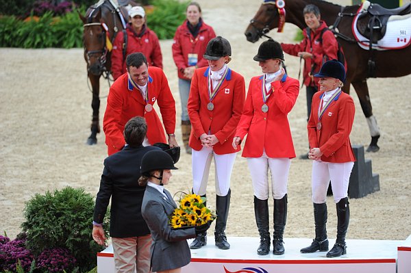 WEG2-10-3-10-EV-Medals-7446-DDeRosaPhoto.jpg